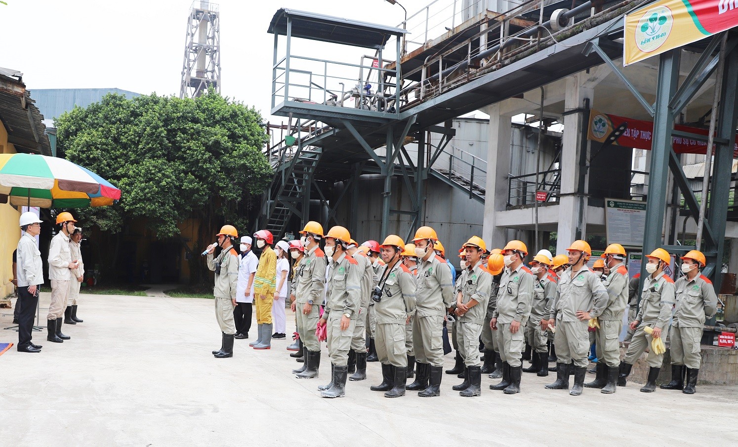 Supe Lâm Thao diễn tập thực binh ứng phó sự cố hóa chất năm 2022