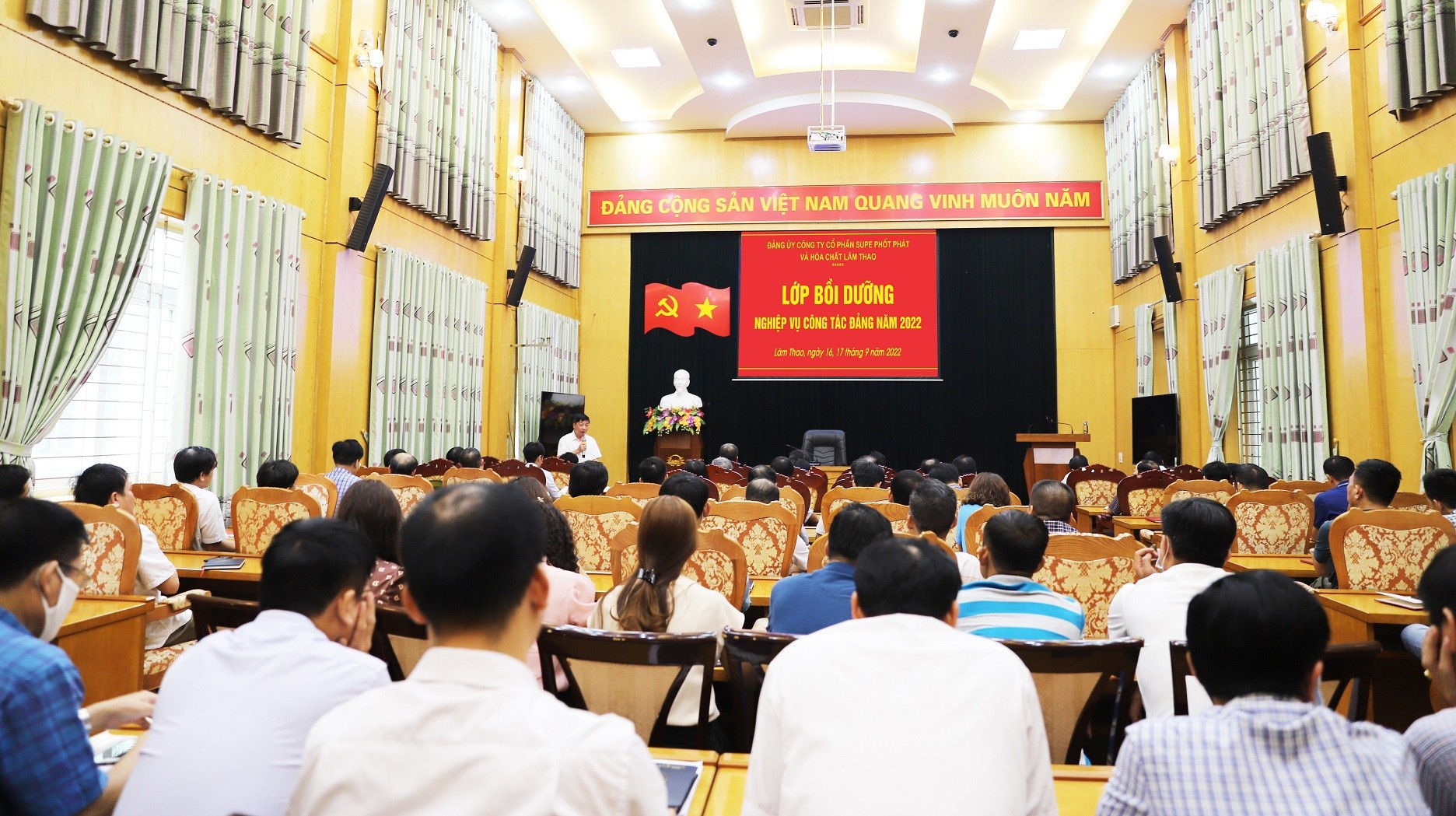 Khai mạc Lớp bồi dưỡng nghiệp vụ công tác Đảng năm 2022