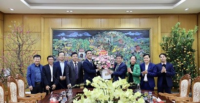 Lãnh đạo huyện Lâm Thao và Lãnh đạo các xã, thị trấn trên địa bàn thăm, chúc Tết Công ty
