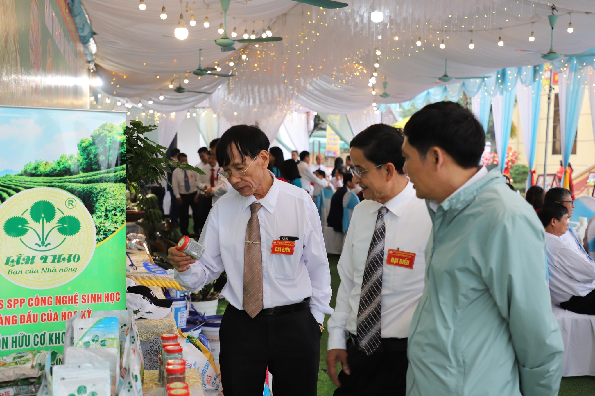 CÔNG TY CỔ PHẦN SUPE PHỐT PHÁT VÀ HÓA CHẤT LÂM THAO THAM GIA TRƯNG BÀY GIAN HÀNG GIỚI THIỆU SẢN PHẨM TẠI ĐẠI HỘI ĐẠI BIỂU MẶT TRẬN TỔ QUỐC VIỆT NAM HUYỆN LÂM THAO LẦN THỨ XXVI, NHIỆM KỲ 2024-2029